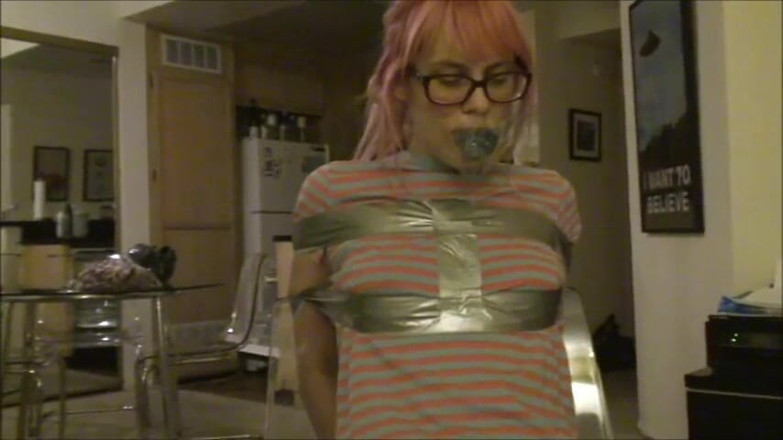Selfgags classic: 내 섹시한 작은 스니치 의붓여동생을 다시 따먹어!