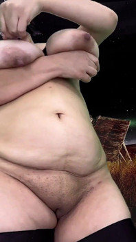 Hucow Gets Vibed and Milked