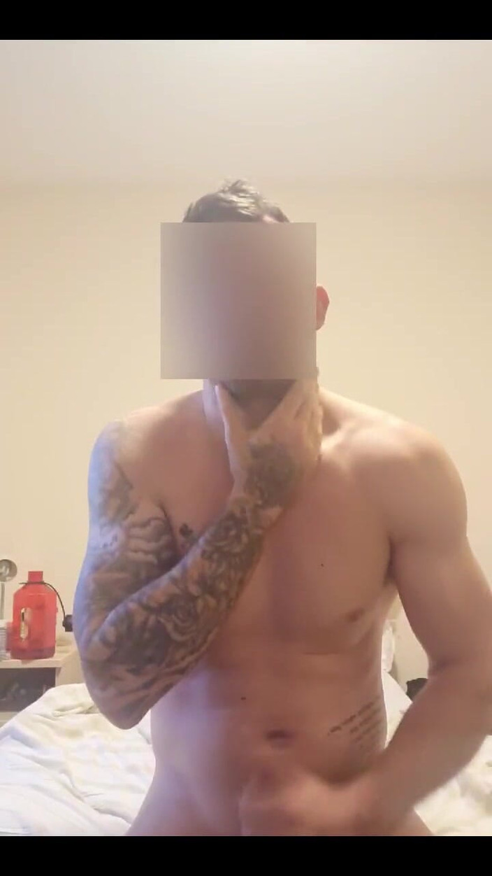 Englishtom20vip: Kann einen frechen wichsen am nachmittag nicht schlagen