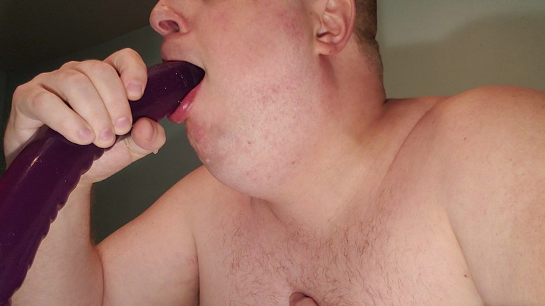 Charlieboy69: Hluboké hrdlo dildo