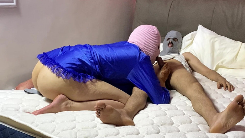 Yasmin Maroc: Cặp vợ chồng Ả Rập Saudien