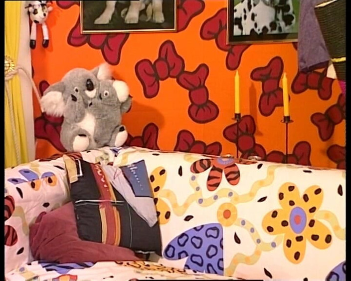 GERMAN PORN CLASSICS: 女子大生のスーパーティッツ