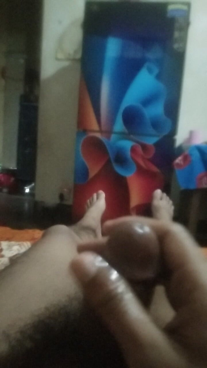 Viral_tiktokar: I Didn't Feel Like Doing Anything, so I Handjobed the...
