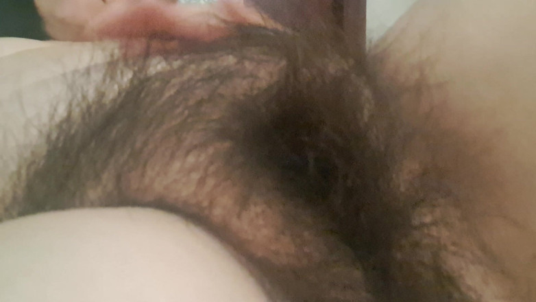 Mommy big hairy pussy: Зрілий волохатий і вологий піхва