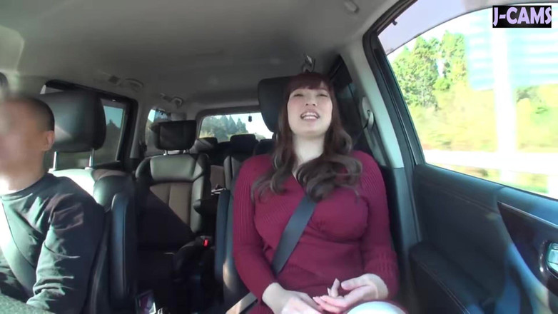 J-Cams: Жирный розовый спутник превращает каждое горячее весеннее свидание в безудержное искушение с порочной улыбкой, часть 1
