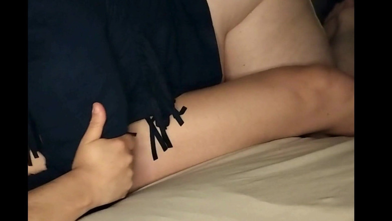 Priscila: 誤ってバイアグラを服用してしまい、継母に助けを求めました。