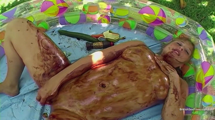 British Sex Films: Chubby babe gets messy with sauce