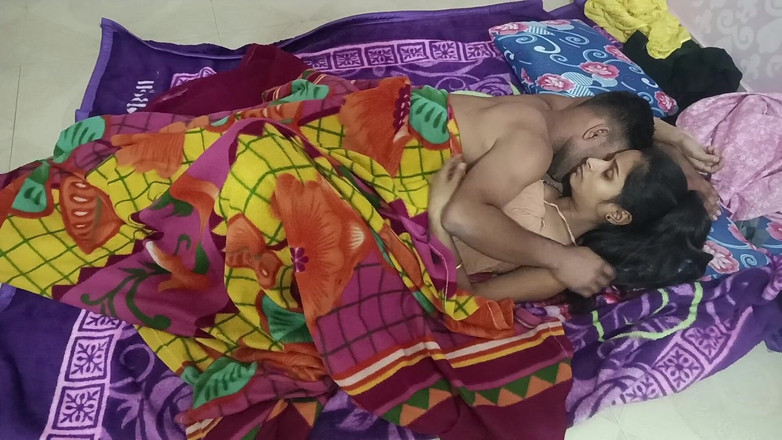 Easypron: Parnita Bhabhi seks ze swoim mężem