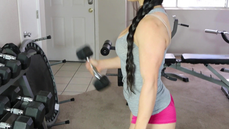 Pervy Studio: Allenamento in palestra