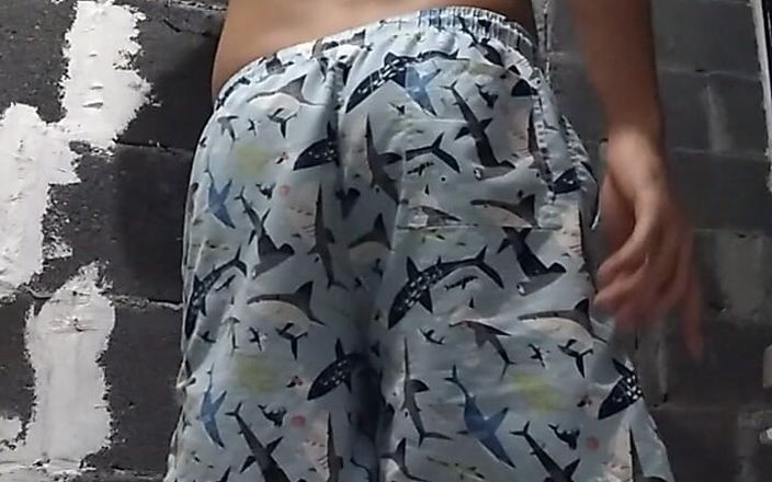 AlexAlejandro13: I Like to Bounce on the Bed When I Jerk...