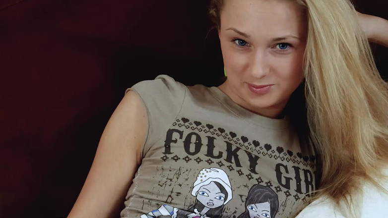 Sextermedia by Pete: Đụ vú và thụ tinh cho máy bay bà già...