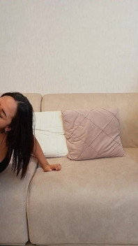 Aşkım, beni arkadaşınla yalnız bırakma, tüm sütünü benden alıyor