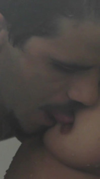 My Cuckold Came to Give Me a Bath, so He Could Deliver Me All Clean to the Lover