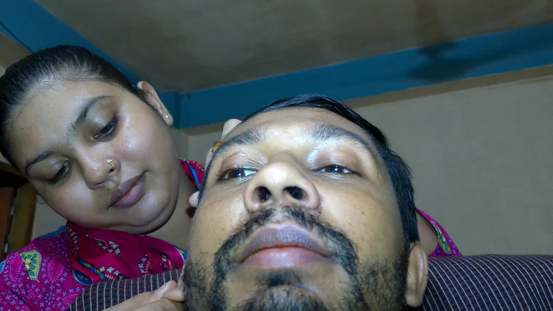 Desivideo: Pas getrouwd koppel Desi Indische stiefzus geneukt door zijn stiefbroer