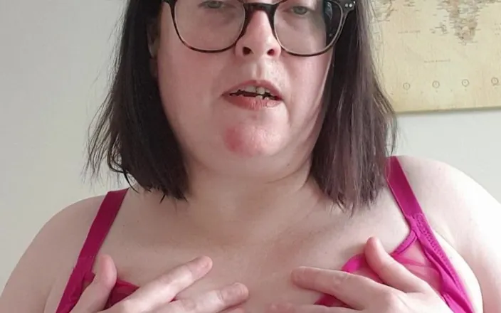 Littlevixen: JOI Naughty Wife Telling You How to Play