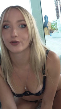 Hart bohren ein junges blondine, enges arschloch - Chloe chevalier und filoufitt