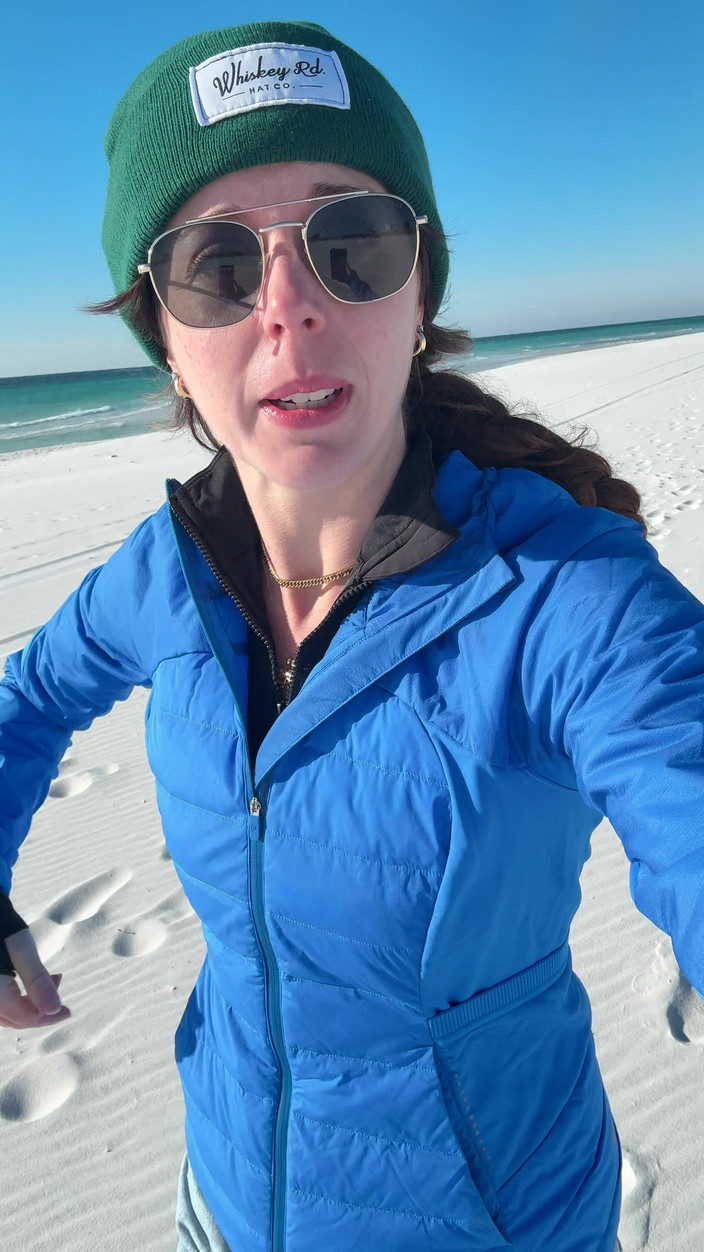 Nadia Foxx: Прогулка по пляжу требует быстрого оргазма!