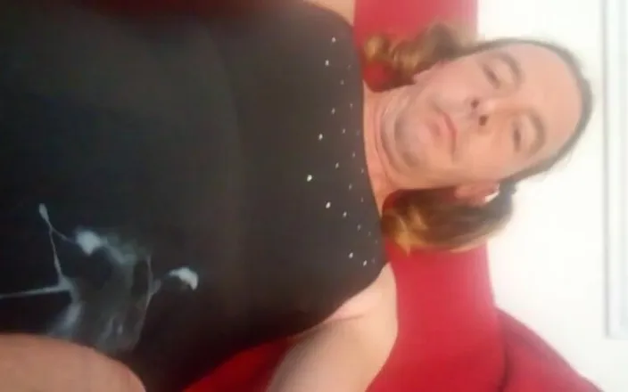 Leatransteen: Leatransteen Fingering and Cum on a Shiny Spandex Swimsuit
