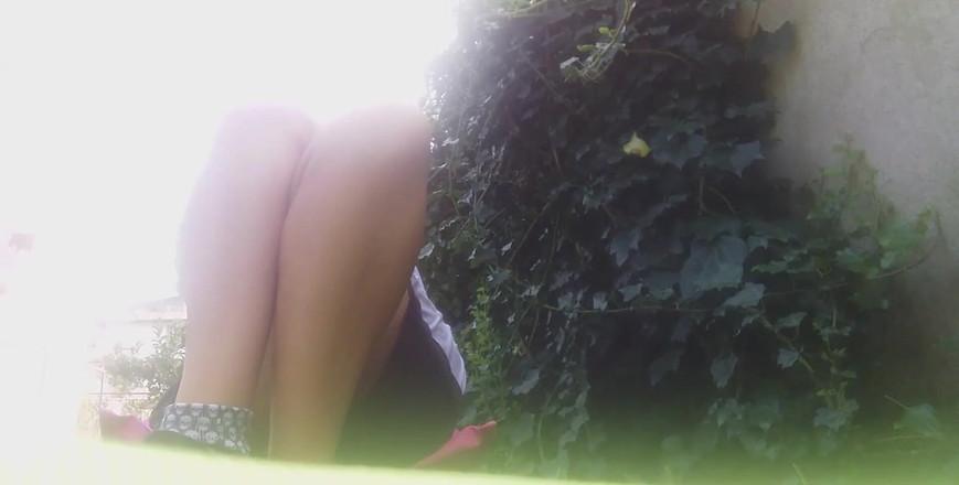 savannahamatoriale: Mi M. mea en el jardín! ¡Qué travesura! y luego la...