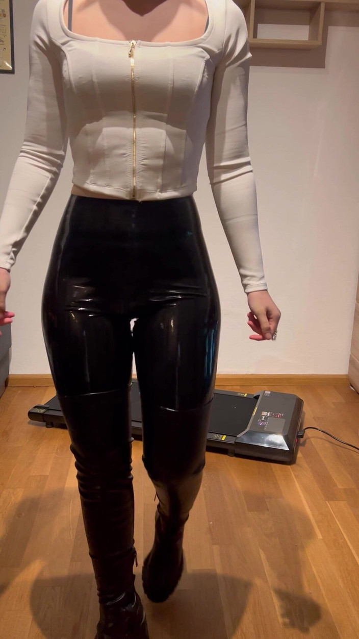 LillyLeather: Latex Teen Is Walking in Different Boots and High Heels...