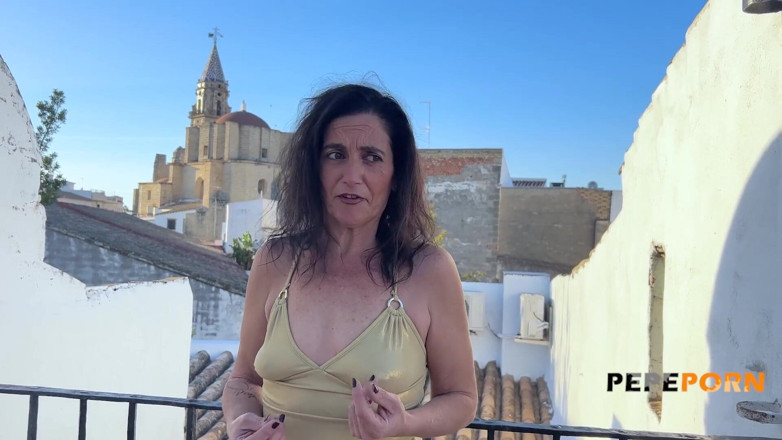 PepePorn: Noemi Picara Needs More Than One Cock! an Amazing Cougar...