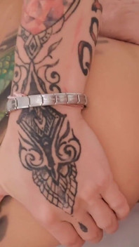 Bald Pussy MILF Fucking Big Cock Stud