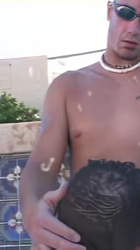 Pokin 'Mike nel suo caldo culo etero