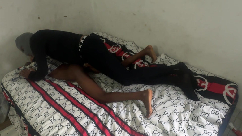 Petite Erotic Africa: No Mask for Little Lovet