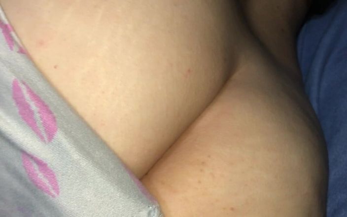 FS04: Erotic Massage to My Neighbor