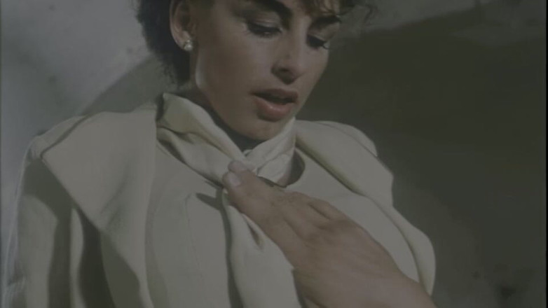 pornitaliangraffiti: Sarah Young Rêve De Baiser Son Ex