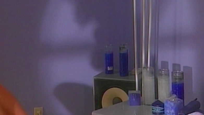 NAUGHTYPOLSKA: El coño de la nena rubia devorado y luego estirado...