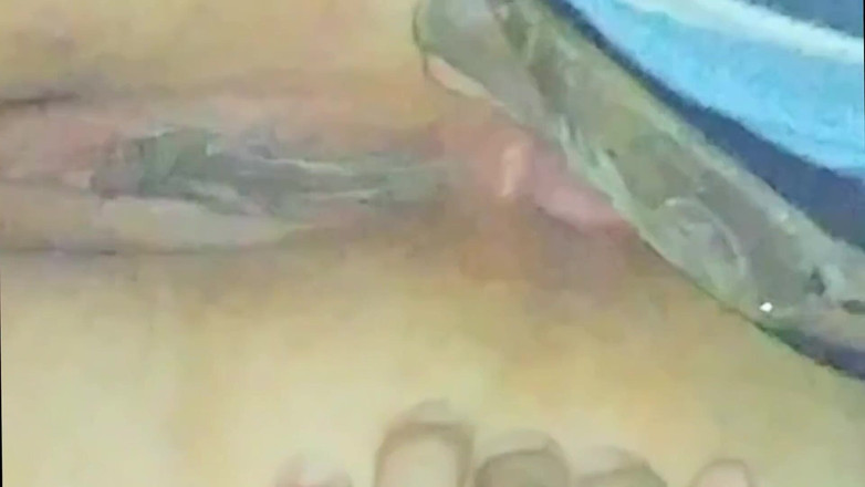 Minhaesposaparaoutro: 戴绿帽子的丈夫吮吸她妻子的屁股洞