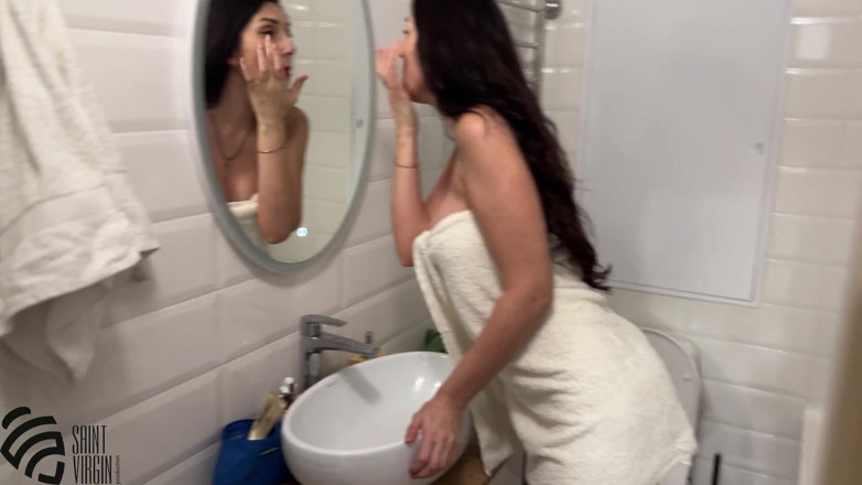 SaintVirginPro: The Stepmother Came After Work and Seduced Her Stepson