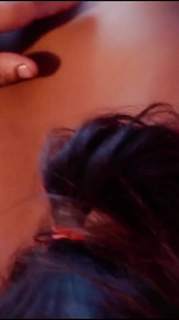 Une fille excitée et chanceuse se fait baiser chez son patron ! Chudai, fille desi moderne