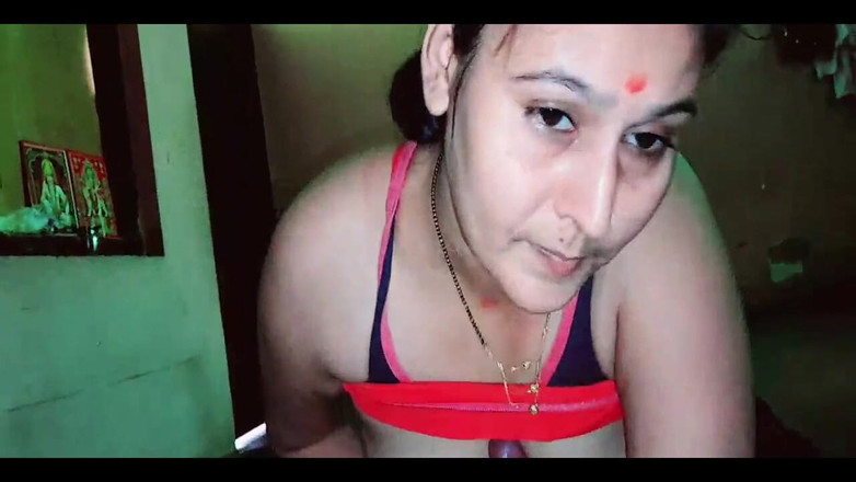 Pujaprem indian: Дези пара делает романтический минет и дрочит