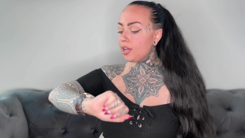 Miss Valentina: Fetiş 31 talimatını izle