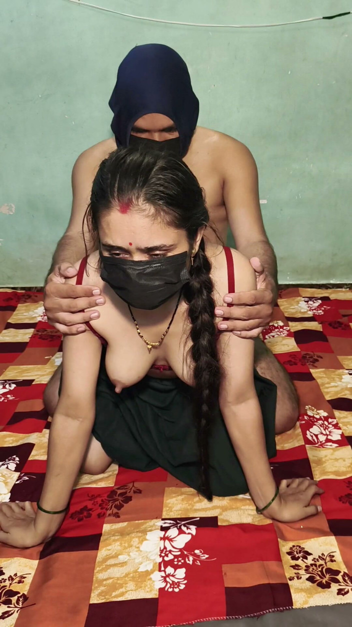 yongboy1: Beautiful Indian Desi Girl Desi Wife First Night Mms Video...