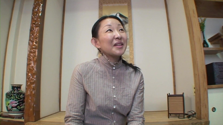 Japan Lust: Nenek jepang bugil sambil nunjukin memeknya sampai dicrot di dalam