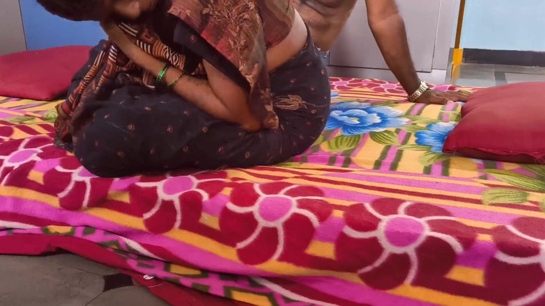Desi palace: Il miglior sesso di pompino fatto in casa