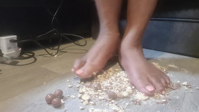 Simp to my ebony feet: Crushing malteasers