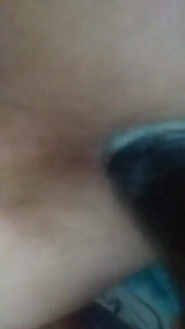Janine Rosebud: Maricas Twink leva enorme bbc brinquedo pela primeira vez