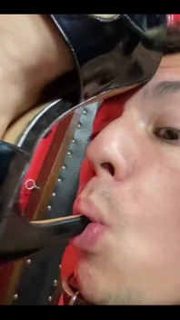 Hloupý klient si spletl děvku s domina 2