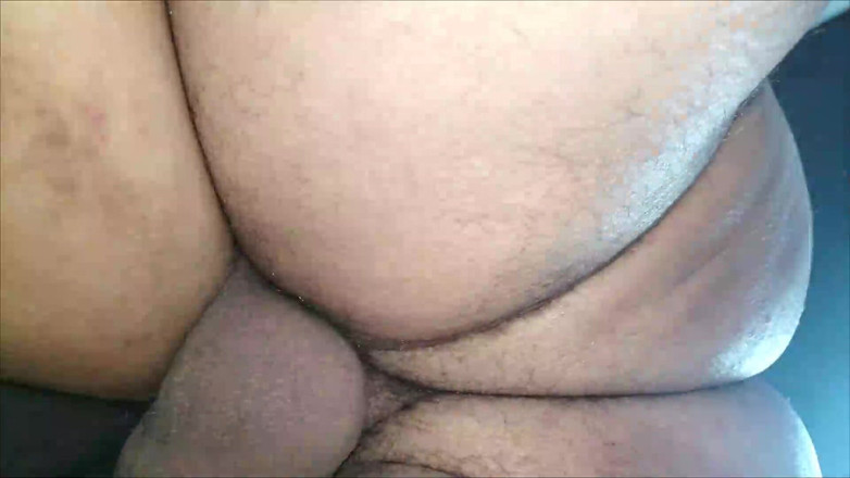 Minhaesposaparaoutro: 调皮情侣经历放荡妻子肛塞的双重插入