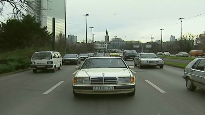 Vintage Climax: Gorąca nastolatka przerwana przez macochę na gorący trójkąt
