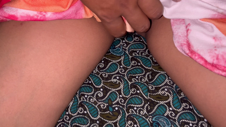 DesiSexCreator: Desi indisk vacker flicka tight fitta och stor kuk kille...