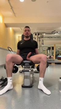 Gym Public szarpnij się i trening