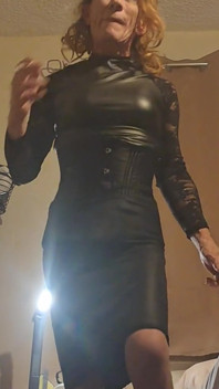 Crossdresser panas menetapkan