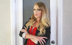 Property sex: Propertysex - une bombasse immobilière blonde frappe à la porte et se...