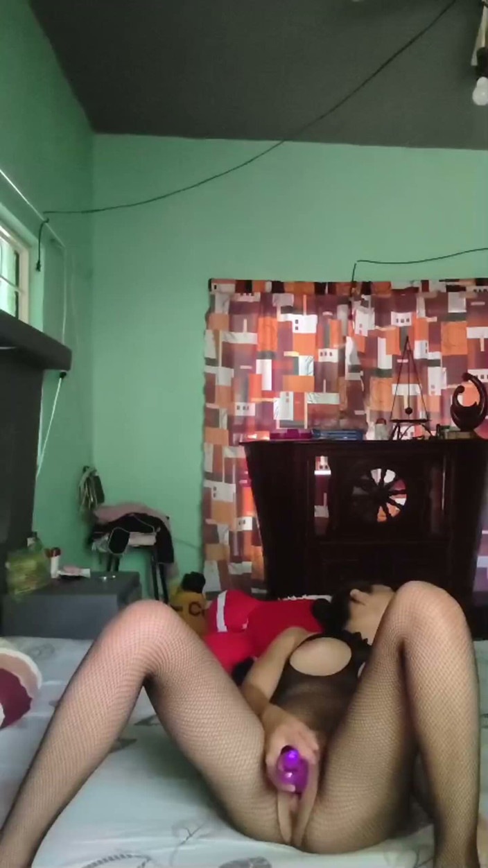 GueritaSexi29: Jerking Me off Until I Come