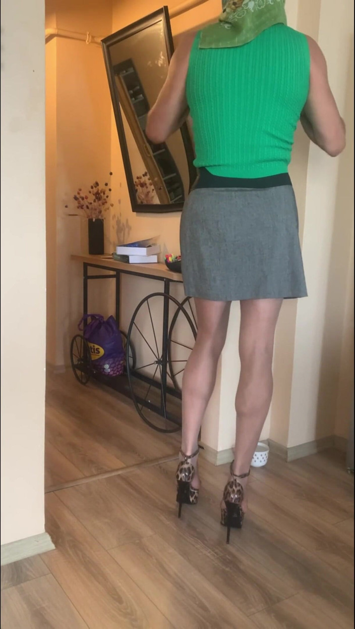 cd_aysemmm: J’ai éjaculé sur notre servante arabe mariée